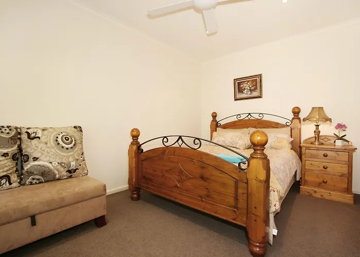 Lisson Holiday RentalVilla